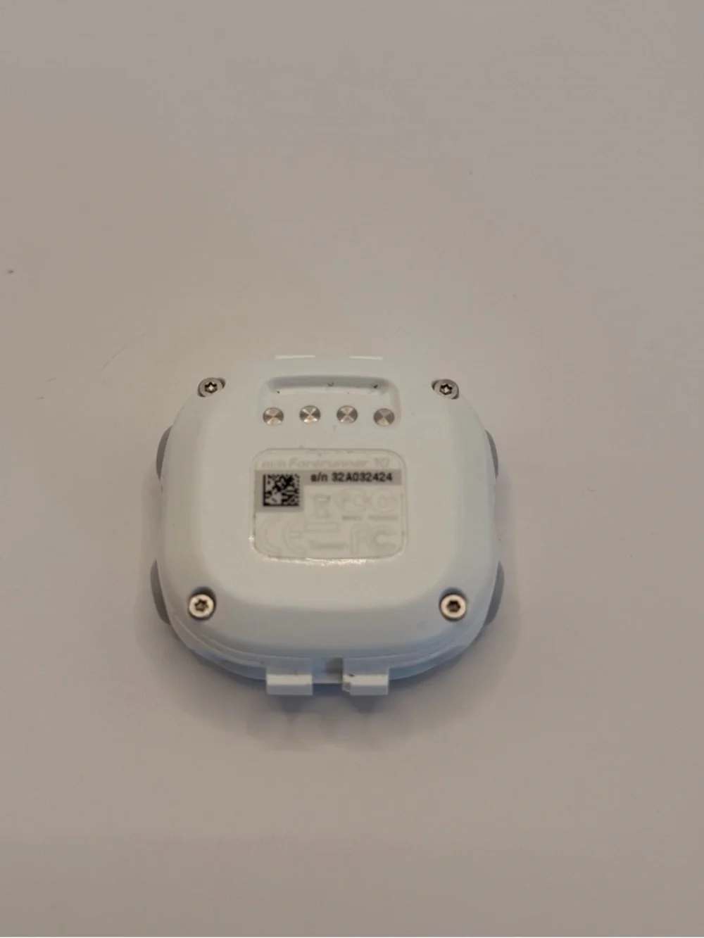 Garmin Forerunner 10, purple‎ and white, parts not working